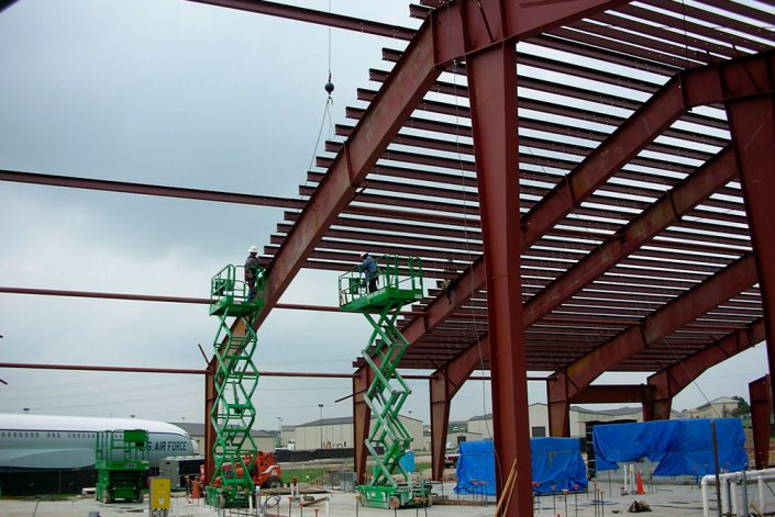 Constructing a Steel Building in Texas Constructing a Steel Building TX